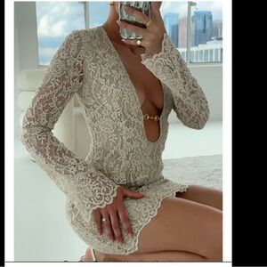 NWT Rumored lace dress White sold out xs Fools rush in dress